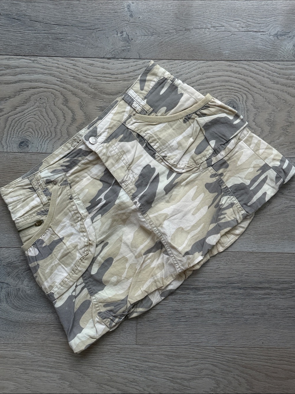 Y2K Bubble Hem Camouflage Cargo Low-Rise Mini Cargo Skirt-Tan Gray Cream Camo-7
